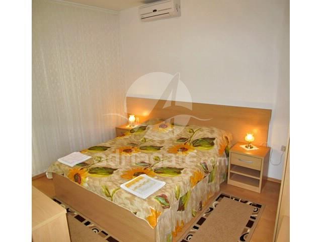 Apartments Mate Baška Voda Kamer foto